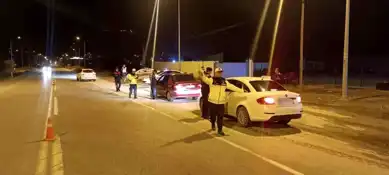 Drone ile Gece Trafik Denetimi: 17 Sürücü Ceza Yedi