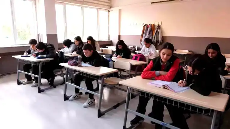 Aydın'dan Öğrencilere Ücretsiz Destek Eğitimleri