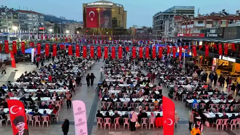 Aydın'da Ramazan İftarları Başladı