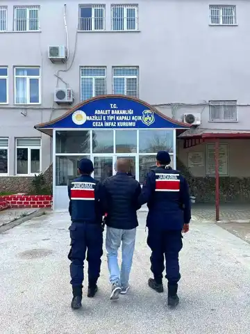 Buharkent'te 11 Dolandırıcılık Suçundan Aranan Şahıs Yakalandı